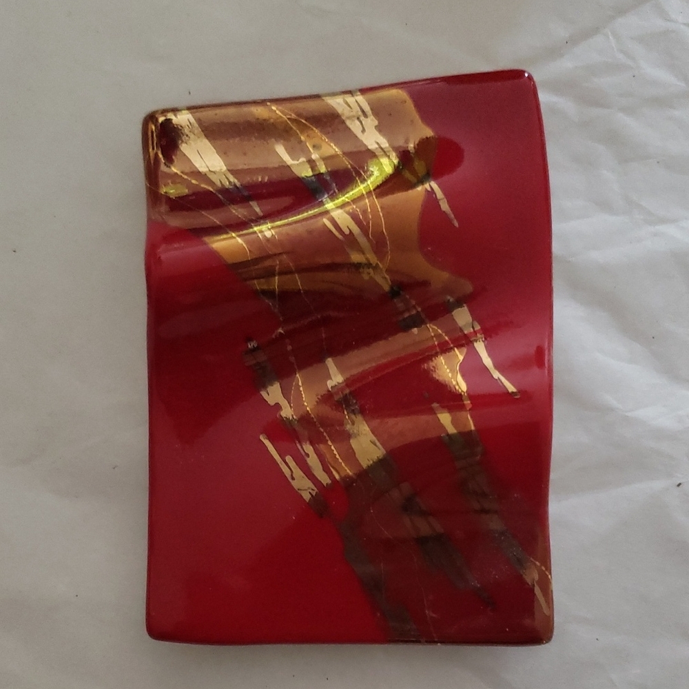 Elegant Red and Gold Brooch